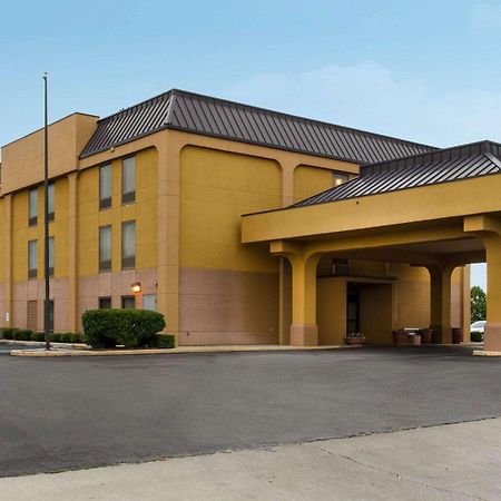 Quality Inn Cleveland Exterior foto